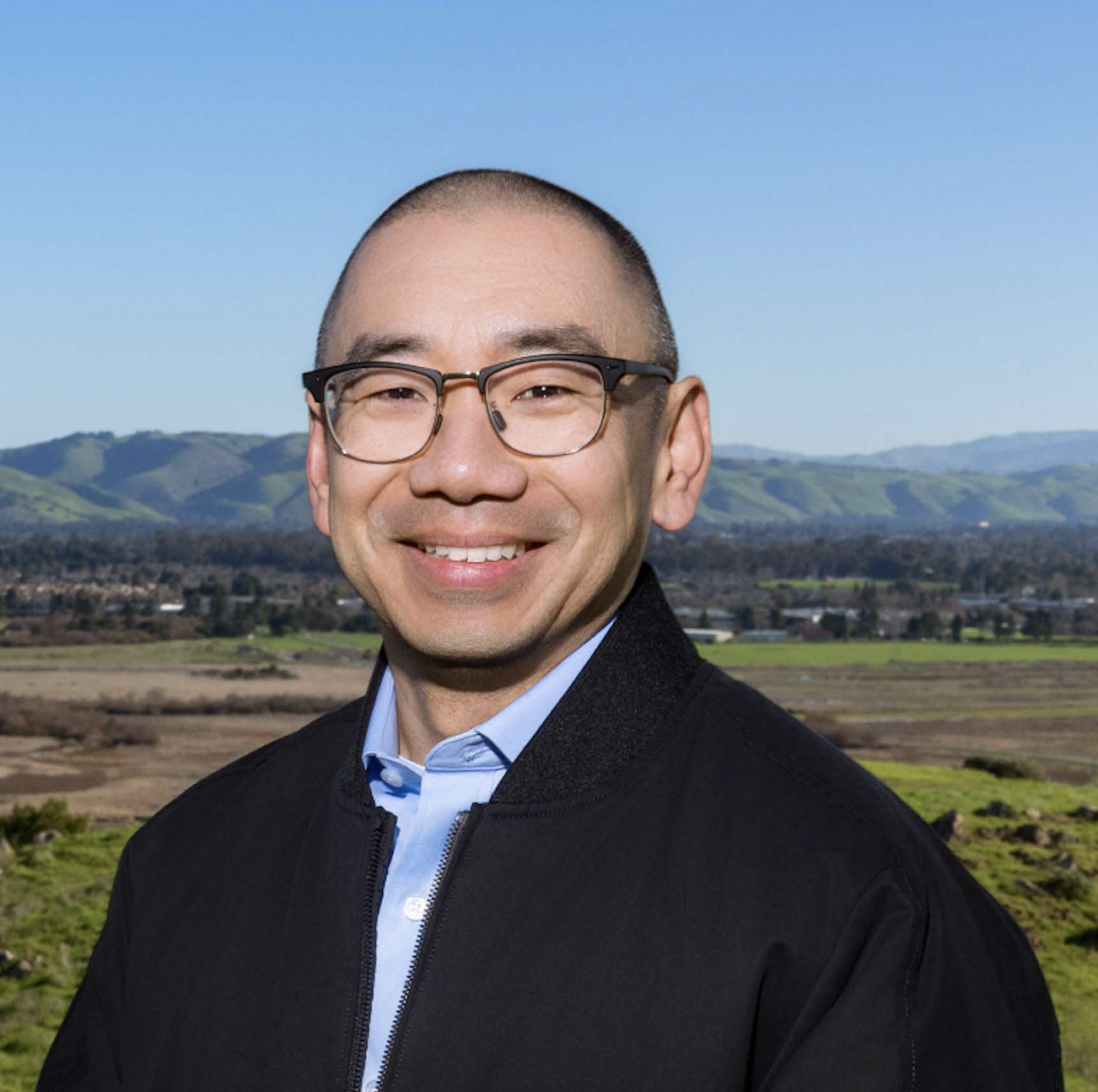Portrait of Scott Sakakihara